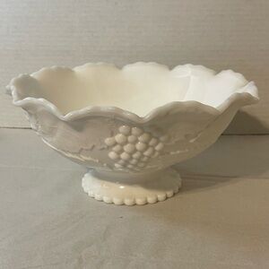 Elegant White Scalloped Milk Glass Bowl 9.5”